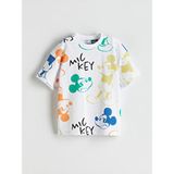 LC Waikiki Mickey Mouse Baskılı Beyaz Erkek Çocuk Tişört Kısa Kol Pamuklu Regular Fit Stil