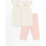 Lc Waikiki Yeni Sezon Nakışlı Kolu Fırfırlı Kız Bebek Bluz ve Şort 2'li - Ekru - 1 - 3 Ay