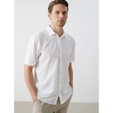 Lc Waikiki Yeni Sezon Regular Fit Kısa Kollu Erkek Basic Gömlek - Ekru