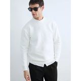 Lcw Vision Beyaz Bisiklet Yaka Erkek Sweatshirt
