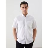 LCWAIKIKI Classic Beyaz Regular Fit Erkek Dokulu Gömlek