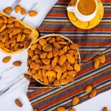 Lebsan Kuruyemiş Yerli Çiğ Badem - 500 gr