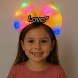 LED Işıklı Love Yazılı Sarı Fiyonk – Kız Parti Tacı - 1 Ay