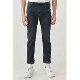 Lee Erkek Jean-
