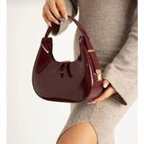 Legend Aksesuar Kadın Rugan Deri Baget Cherry Bag Fermuar Kapamalı Cherry Bag Özel Askı Detaylı Kol Çantası - Bordo