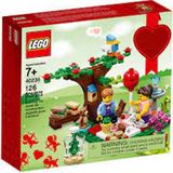 Lego 40236 Romantic Valentine Picnic Set