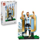 LEGO Editions Lionel Messi – Futbol Efsanesi 43015-12 Yaş ve Üzeri Çocuklar için Figür ve Baskılı İsim Levhası İçeren Yaratıcı Oyuncak Yapım Seti, Doğum Günü Hediyesi Fikri (958 Parça)