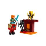 LEGO Minecraft Yapı Oyuncak Minecraft Nether Lav Savaşı 21266