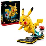 LEGO Pokémon Pikachu ve Poké Topu 72152 - Yetişkin Kadınlar ve Erkekler için Yıldırım Standı İçeren Duruşu Ayarlanabilir Dekoratif Koleksiyonluk Model Yapım Seti, Hediye Fikri (2050 Parça)