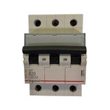 Legrand 403218 Xs3 Serisi 4.5ka 20a 3 Kutuplu B Tipi Otomatik Sigorta