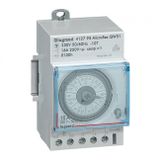 Legrand 412795 Yatay Analog Kadranlı 100 Saat Rezervli 16 Amper 250 Volt Haftalık Zaman Saati