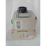 Legrand 420 000 Dpx3 160 3p Kompakt Şalter ve LEG-421 061 24V-230V Ac/dc Öne Montaj Motor (Takım Halinde)