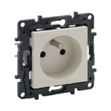 Legrand Raventi Serisi Fransız Standartı Ups Çocuk Korumalı Krem Topraklı Priz