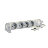 Legrand Topraklı Grup Priz, 4Lü, 3M, Anahtarlı - Beyaz