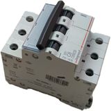 Legrand Trifaze 3 x 6A C Tipi Otomatik Sigorta 3p C 6A 4.5ka 403340 - 433340