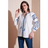 Lela Nakış İşlemeli Pamuklu Oversize Fit Bağlamalı V Yaka Bluz BLUZ 676271
