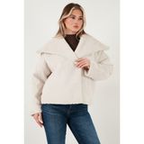Lela Oversize Geniş Yaka Çıtçıt Düğmeli Astarlı Peluş Mont Bayan Mont 6839623 - Standart - Beyaz