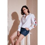 Lela Pamuklu Balon Kollu Regular Fit Çiçek Nakışlı Bayan Gömlek 611GO003 BEYAZ