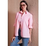 Lela Pamuklu Regular Fit İliklenebilen Yırtmaç Detaylı Bayan Gömlek 6772920 Şeker Pembe