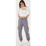 Lela Pamuklu Standart Fit Normal Bel Lastikli Paça Kemerli Jogger Bayan Pantolon 668YP5045 GRİ