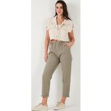 Lela Pamuklu Standart Fit Yüksel Bel Düz Paça Bayan Pantolon 668YP4924 AÇIK HAKİ