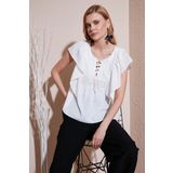 Lela Regular Fit Önden Bağlamalı Volanlı Bayan Bluz 611FB20064 EKRU