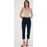 Lela Streç Pamuklu Regular Fit Yüksek Bel Düz Kısa Paça Kemerli Bayan Pantolon 668YP5335 LACİVERT