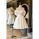 Lenta Moda Beyaz Brokar Büstiyer Detaylı Mini Saten Abiye ve Gece Elbisesi