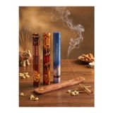 Lento Design Darshan 3'lü Enerji ve Arınma Tütsü Seti 60 Adet Tütsü Ve Tütsülük (Palo Santo, Sandal, Meditation) + Yıldız İşlemeli Ahşap Tütsülük