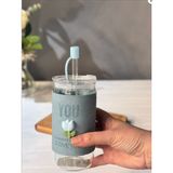 Leylart Minnoş 350ML Cam Pipetli Bardak | Kapaklı | Süet Kılıflı Soğuk Kahve Smoothie Sunum Bardağı (D) - Mavi