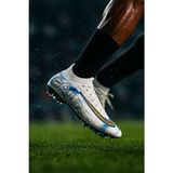 Liarca Pro-X Profesyonel Futbol Ayakkabısı Halısaha Çim Saha Çoraplı Çocuk Krampon Yetişkin - Beyaz