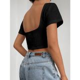 Liona Kayık Yaka Siyah Renk Desensiz Sırtı Açık Fitilli Kısa Kollu Likralı Fit Crop Top Bluz