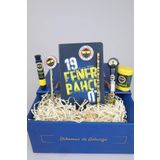 LİSANSLI FENERBAHÇE NOKTALI DEFTER,2'Lİ KURŞUN KALEM,KALEMTRAŞ,SİLGİ VE VERSATİL UÇLU KALEM SETİ