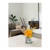 liveisthome Dekoratif Çubuklu Oda Kokusu Cam Kare Şişe | Yapay Gül Süslemeli Reed Diffuser Oda Kokusu Şişesi Siyah Detaylı