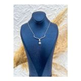 Livora Jewelry 925 Ayar Gümüş Baget Seri V Zirkon Taşlı Kadın Kolye – Zarif Ve Işıltılı Hediyelik Takı