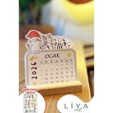 Liyacraft 2026 Sevimli Kedi Temalı Renkli Ahşap Ayaklı Masa Üstü Takvimi 10x15 cm Setli Ürün