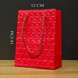 Lizbon Center Kırmızı Geometrik Desenli Mini Boy Karton Hediye Çantası