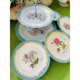 Londra'dan Vintage Bone China Kemik Porselen Çiçek Desenli 4 Kişilik Çok Renkli Pasta Tabakları Ve Sunum Standı Seti