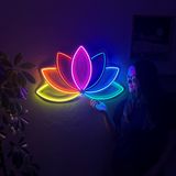 Lotus Çiçeği Neon Duvar Sanatı, Neon Duvar Dekoru, Ev Ofis Dekoru, Yoga Duvar Tabelası, Oturma Odası Duvar Dekoru, Oda Dekoru Duvar Sanatı (Orta Uzaktan Kumandalı)