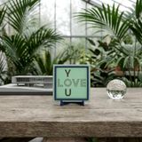Love You Temalı Özel Tasarım Hatıra Obje 10x10 cm | Sevdikleriniz için modern ve şık hediye seçeneği, ev ve ofis dekorasyonunu tamamlayan özel parça