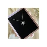 Lovera Jewellery 925 Ayar Gümüş Sertifikalı Kalpli Melek Kolye Kadın Zarif Minimal Gümüş Takı Sevgiliye Özel Gün Doğum Günü Hediyesi Günlük Şık Tasarım