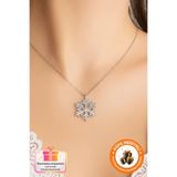 Lucente Jewellery 925 Ayar Beyaz Kar Tanesi Hediyelik Gümüş Kaplama Özel Tasarım Taşlı Kartanesi Kadın Kolye