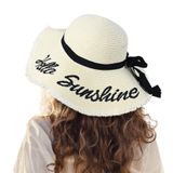LUCSIS Kadın Hasır Güneş Plaj Şapkası Disket Geniş Kenarlı Katlanabilir Paketlenebilir Seyahat Tropikal Tatil Yaz UV Şapka, Krem Beyaz/Hello Sunshine, M-XL