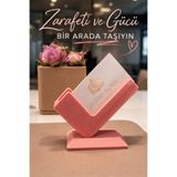 Lucylund Kadınların Zarafetini ve Gücünü Yansıtan Özel Tasarım 3D Baskı Kartvizitlik Kartlık