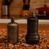 LUDIA Osmanlı Arması Motifli Baharat Değirmeni Antik Renk 2 li Set Top Küpe Hediyeli! (Kalay Renk)