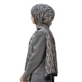 LÜK MEDİNE İPEĞİ BAROK DESENLİ SİYAH RENKLİ KIRIŞMAZ ŞAL MOSS KREP DİKİŞ TİPİ İTALYAN DİKİŞLİ