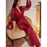 Lüks İpeksi Saten Dantelli Kadın Pijama Takımı, Tüy Detaylı, 2 Parça, Model W2012 (KIRMIZI, L)