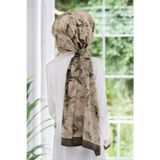 LÜKS MEDİNE İPEĞİ EKOSELİ SONBAHAR DESENLİ FÜME RENKLİ 75X195 KIRIŞMAZ ŞAL MOSS KREP DİKİŞ TİPİ İTALYAN DİKİŞLİ
