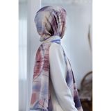 LÜKS MEDİNE İPEĞİ GEOMETRİK DESENLİ BEBE MAVİSİ RENKLİ 75X195 KIRIŞMAZ ŞAL MOSS KREP DİKİŞ TİPİ İTALYAN DİKİŞLİ