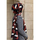 LÜKS MEDİNE İPEĞİ GEOMETRİK DESENLİ KIRMIZI RENKLİ 75X195 KIRIŞMAZ ŞAL MOSS KREP DİKİŞ TİPİ İTALYAN DİKİŞLİ